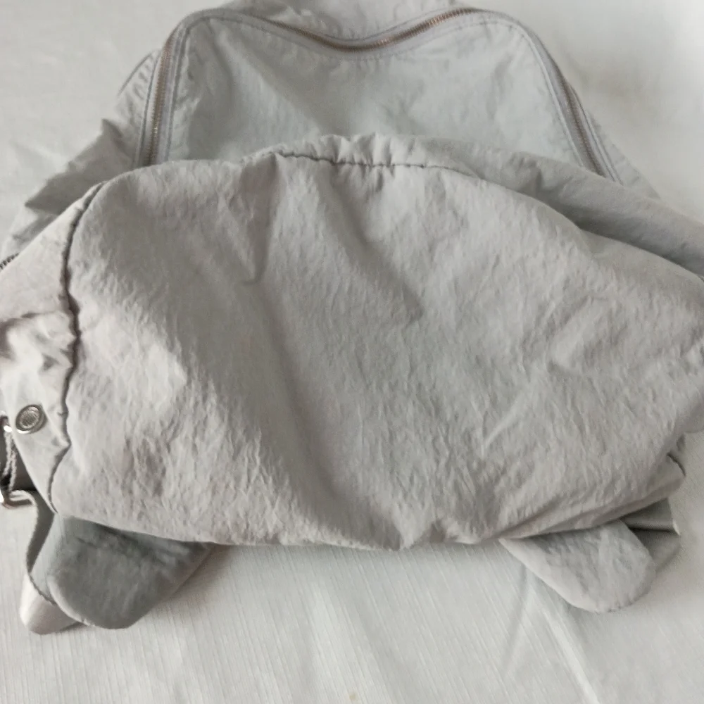 Lululemon City Adventurer Backpack 17L Light Gray Pockets Water Repellent OS